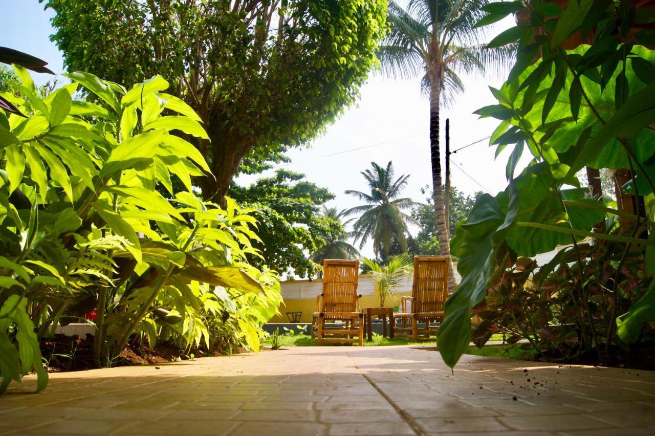 Sao Pedro Guesthouse Sao Tome Exterior photo